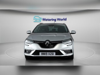 Used Renault Megane 2019 for sale - 76250919: Photo 3