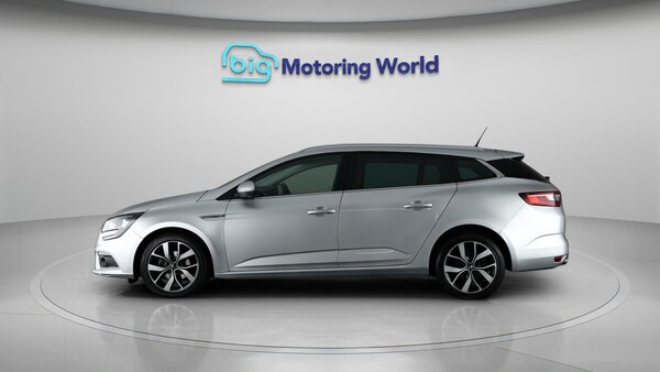 Used Renault Megane 2019 for sale - 76250919: Photo 5
