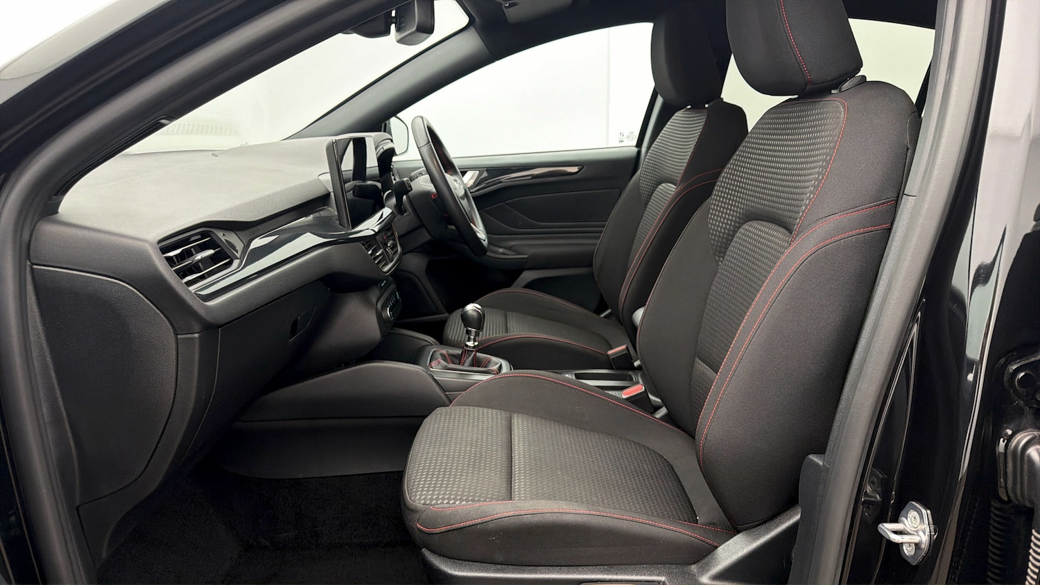 Used Ford Focus 2023 for sale - 77997533: Photo 13