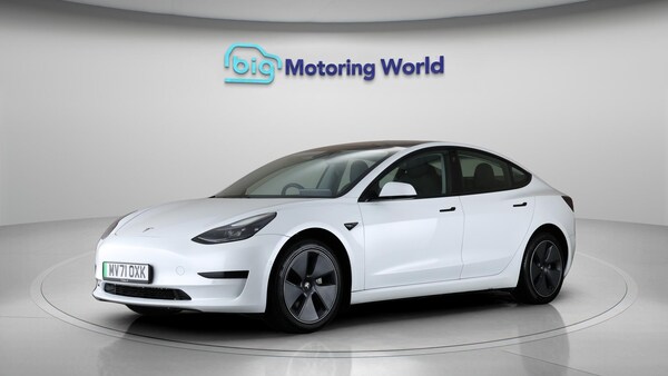 Used Tesla Model 3 2021 for sale - 76227497: Photo 4