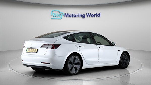 Used Tesla Model 3 2021 for sale - 76227497: Photo 8
