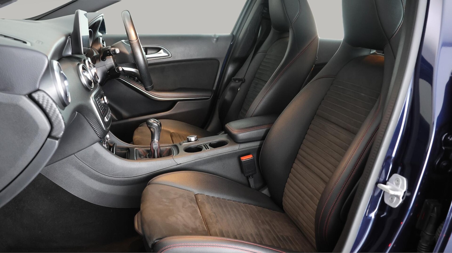 Used Mercedes-Benz A-Class 2017 for sale - 76765726: Photo 15