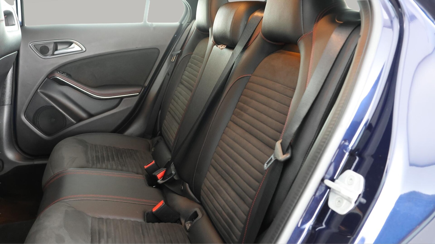 Used Mercedes-Benz A-Class 2017 for sale - 76765726: Photo 17