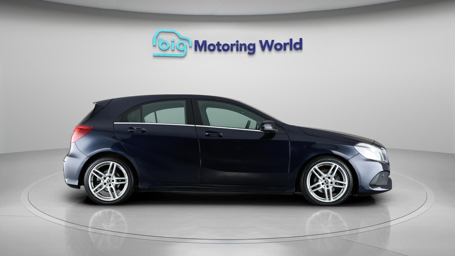 Used Mercedes-Benz A-Class 2017 for sale - 76765726: Photo 9