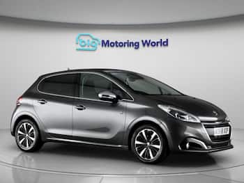 Used Peugeot 208 2018 for sale - 79527235: Photo