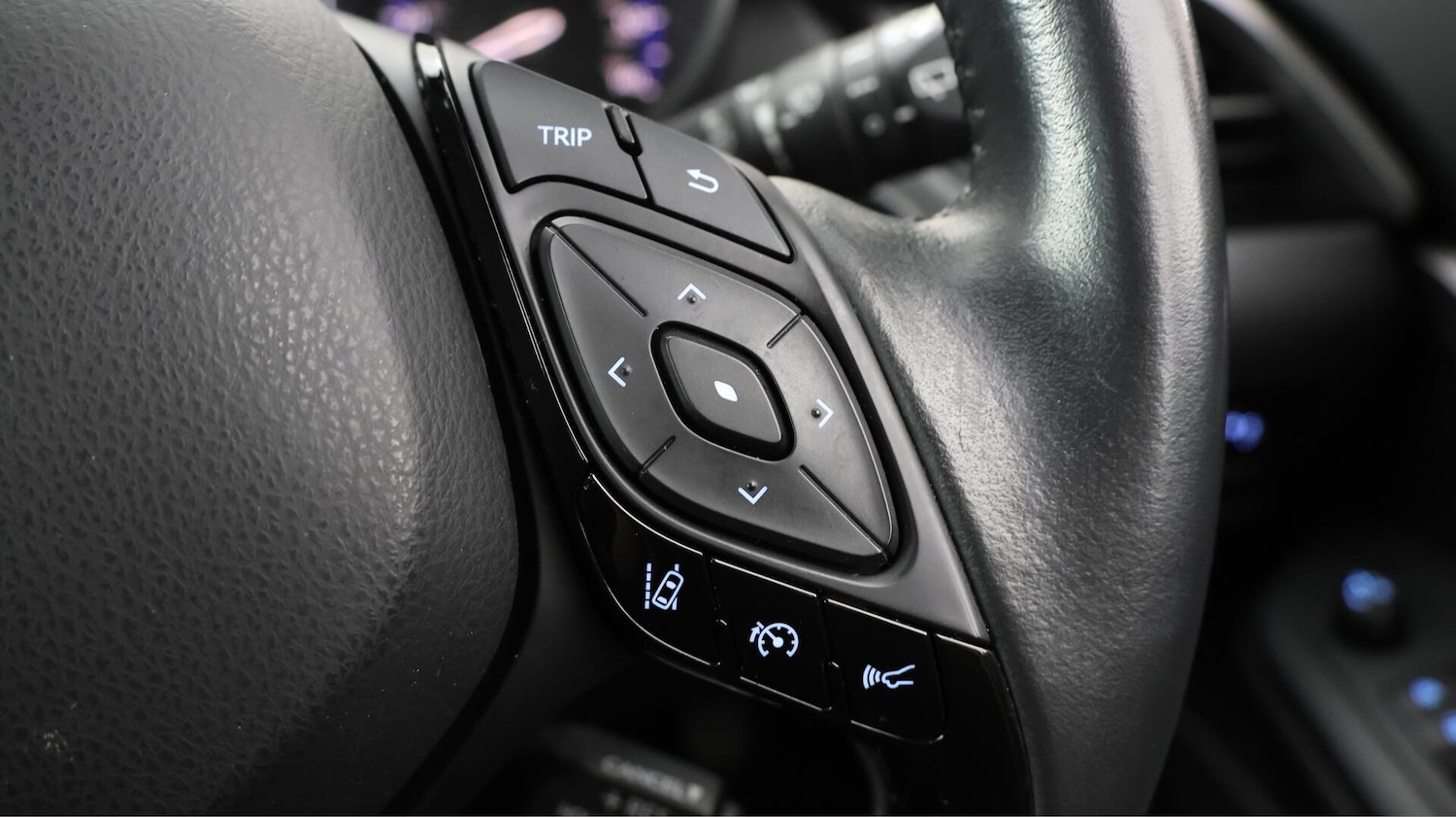 Used Toyota C-HR 2022 for sale - 76619586: Photo 23