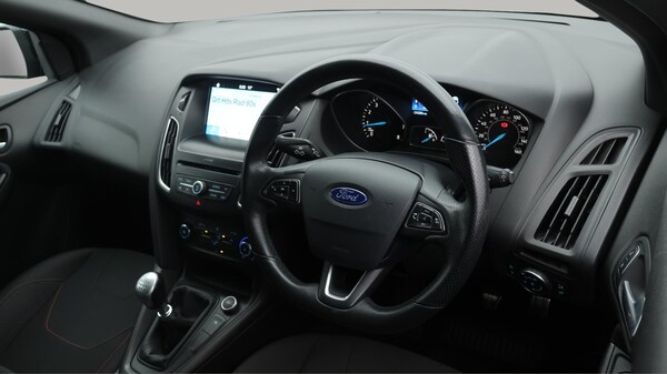 Used Ford Focus 2018 for sale - 76213835: Photo 10