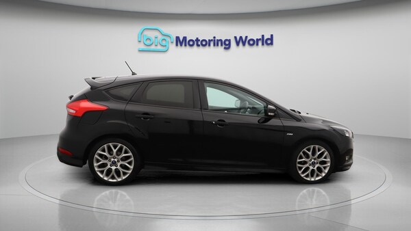 Used Ford Focus 2018 for sale - 76213835: Photo 9