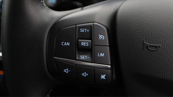 Used Ford Fiesta 2020 for sale - 76260178: Photo 24