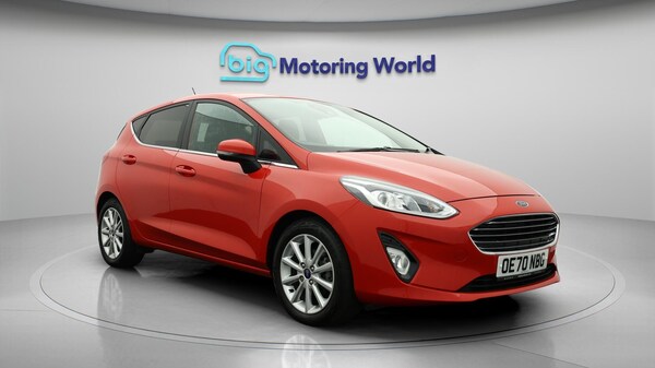 Used Ford Fiesta 2020 for sale - 76260178: Photo 2