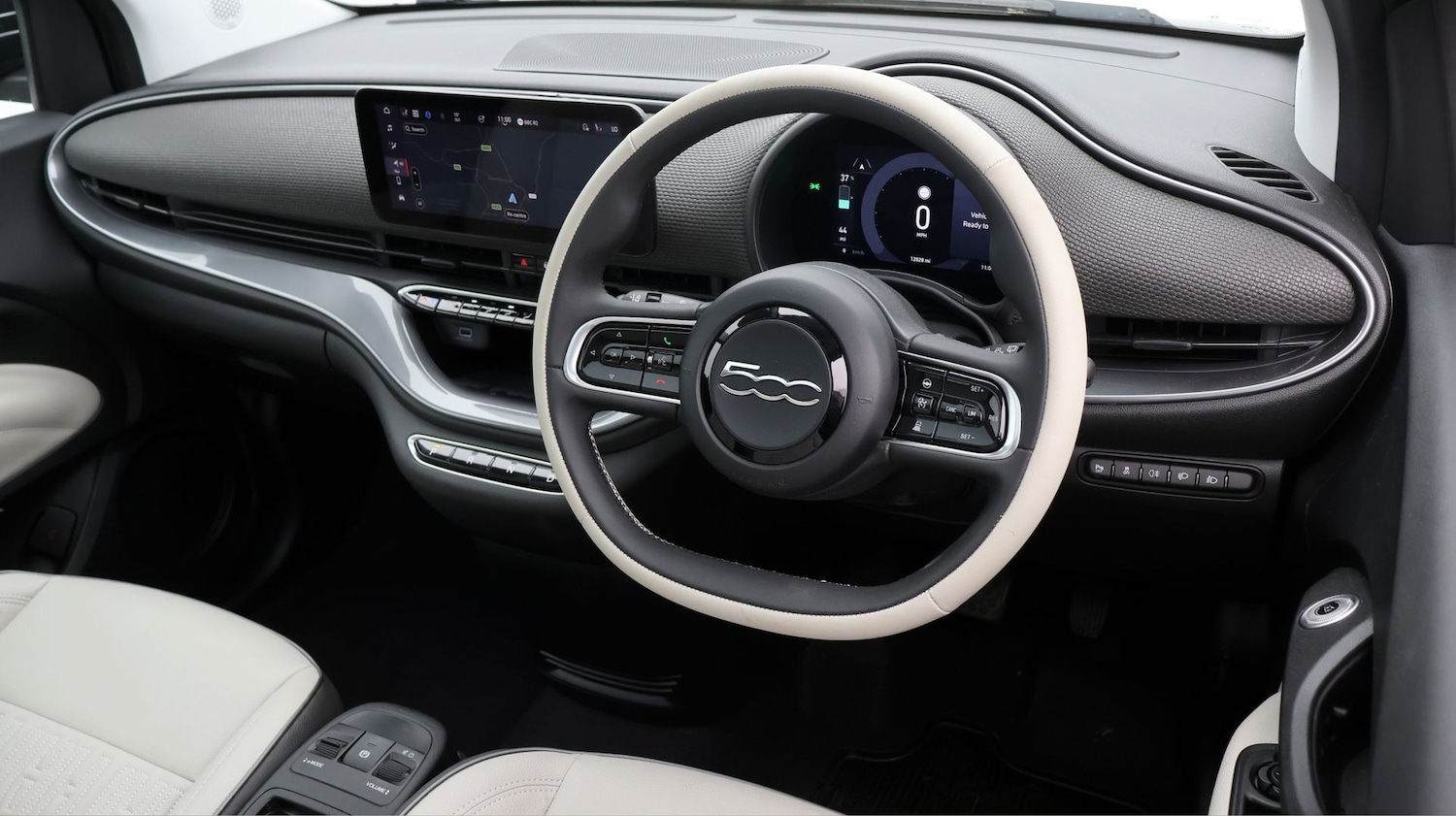 Used Fiat 500e 2023 for sale - 77669116: Photo 9