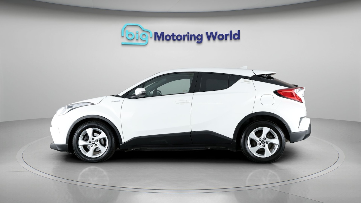 Used Toyota C-HR 2019 for sale - 77581888: Photo 4