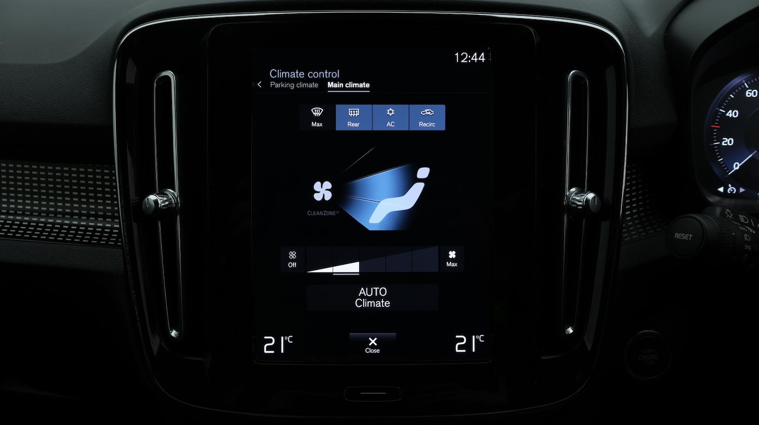 Used Volvo XC40 2021 for sale - 76388241: Photo 12