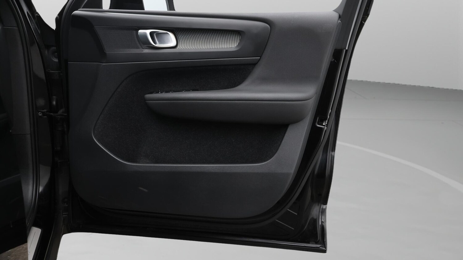 Used Volvo XC40 2021 for sale - 76388241: Photo 15