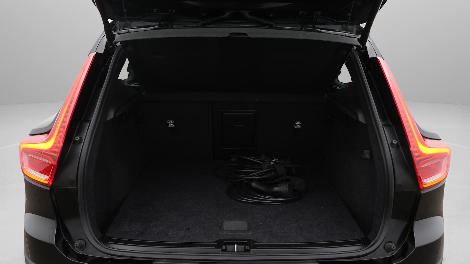 Used Volvo XC40 2021 for sale - 76388241: Photo 17