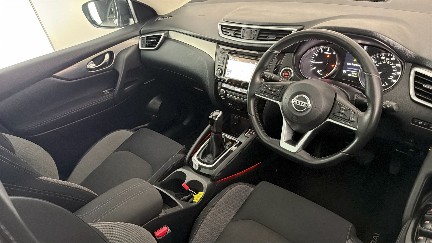 Used Nissan Qashqai 2017 for sale - 77703051: Photo 9