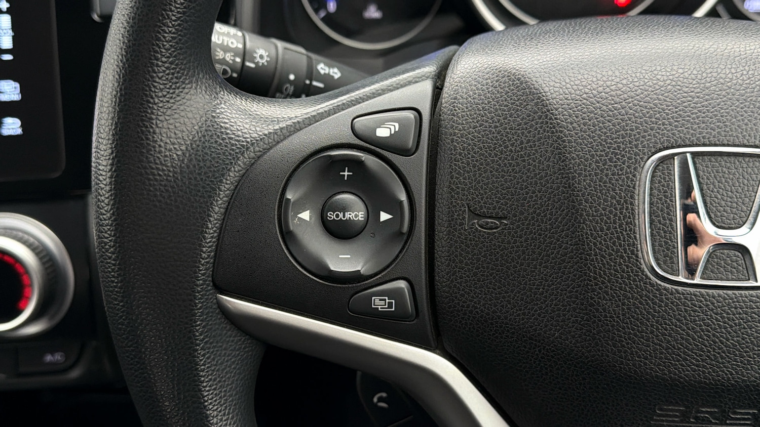 Used Honda Jazz 2018 for sale - 78004190: Photo 21