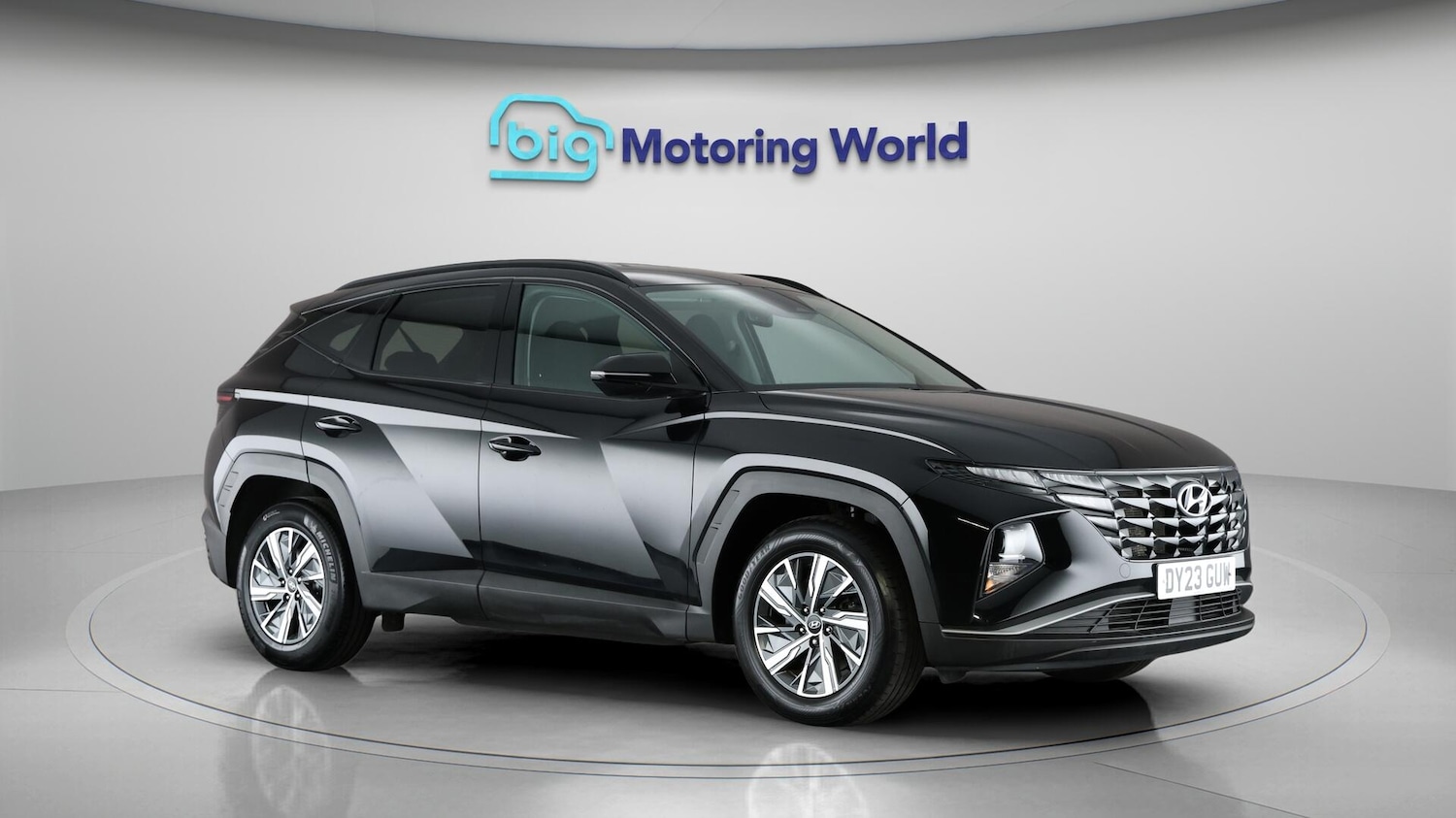 Used Hyundai TUCSON 2023 for sale - 76521705: Photo 2