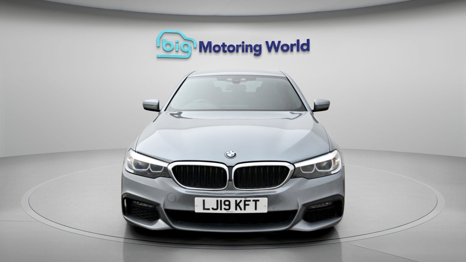 Used BMW 5 Series 2019 for sale - 78108927: Photo 2