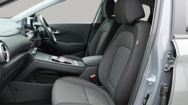 Used Hyundai KONA 2022 for sale - 76238898: Photo 15