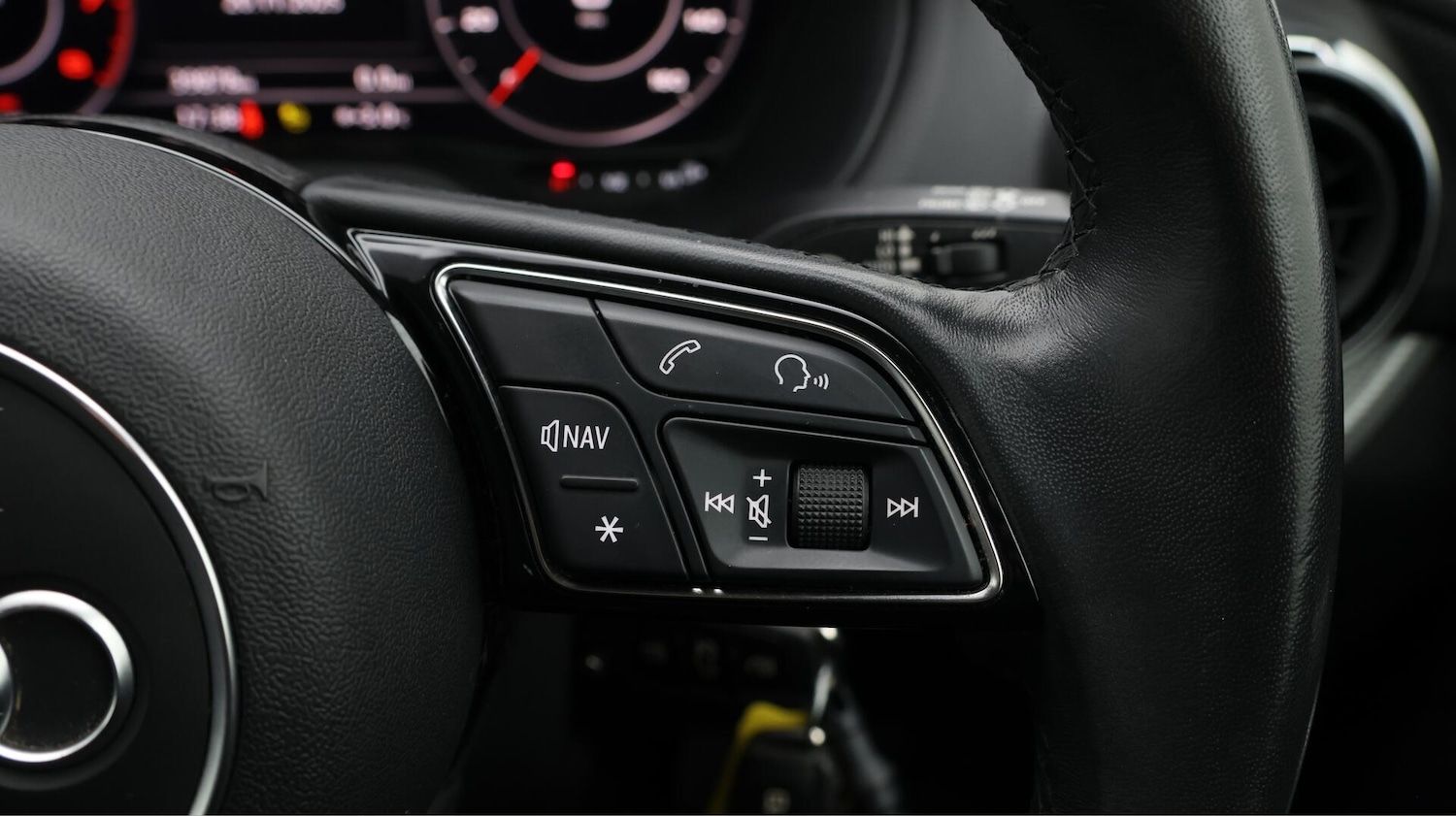 Used Audi Q2 2022 for sale - 76658563: Photo 26