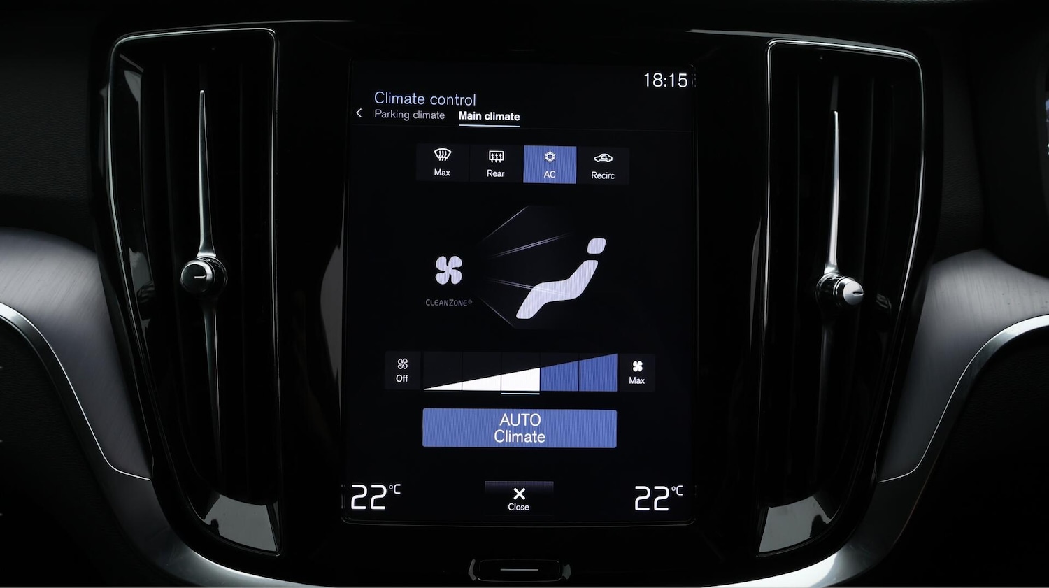 Used Volvo V60 2019 for sale - 76572872: Photo 13