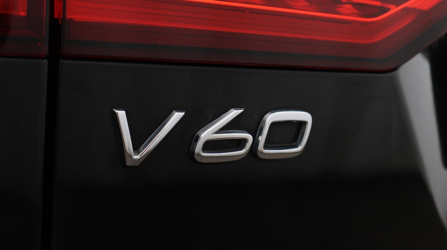 Used Volvo V60 2019 for sale - 76572872: Photo 21