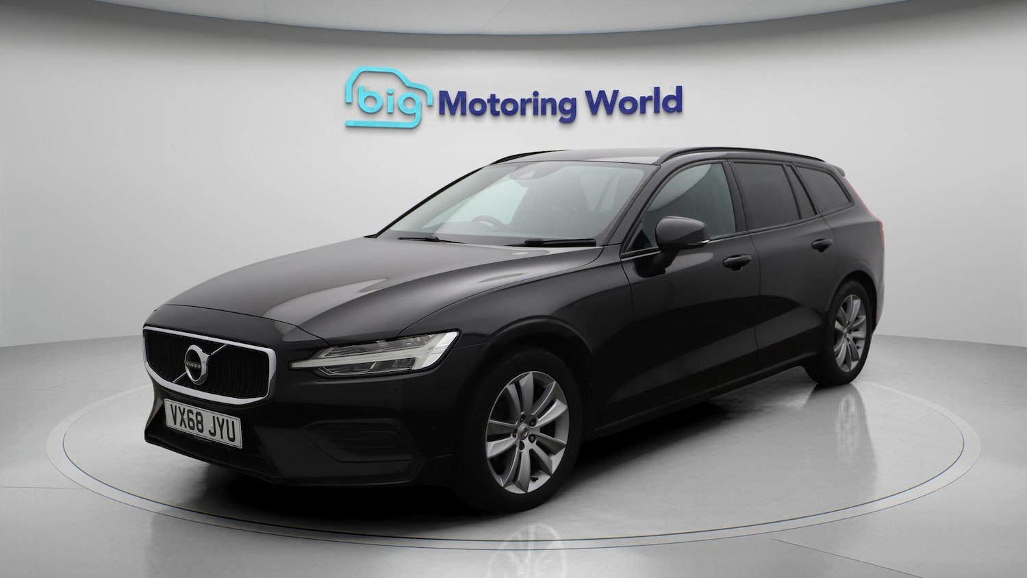 Used Volvo V60 2019 for sale - 76572872: Photo 4