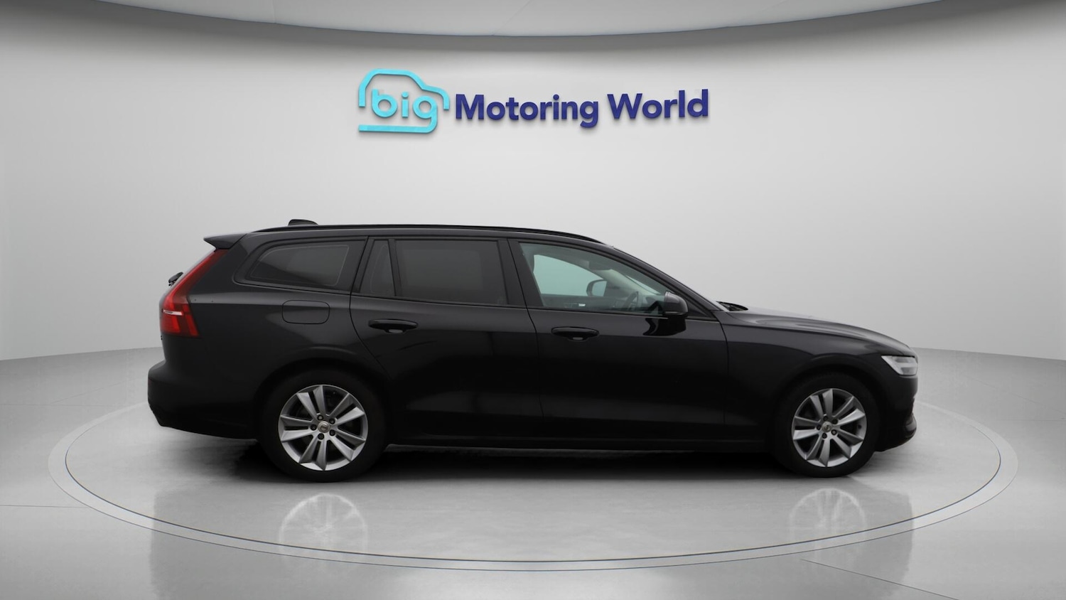 Used Volvo V60 2019 for sale - 76572872: Photo 9
