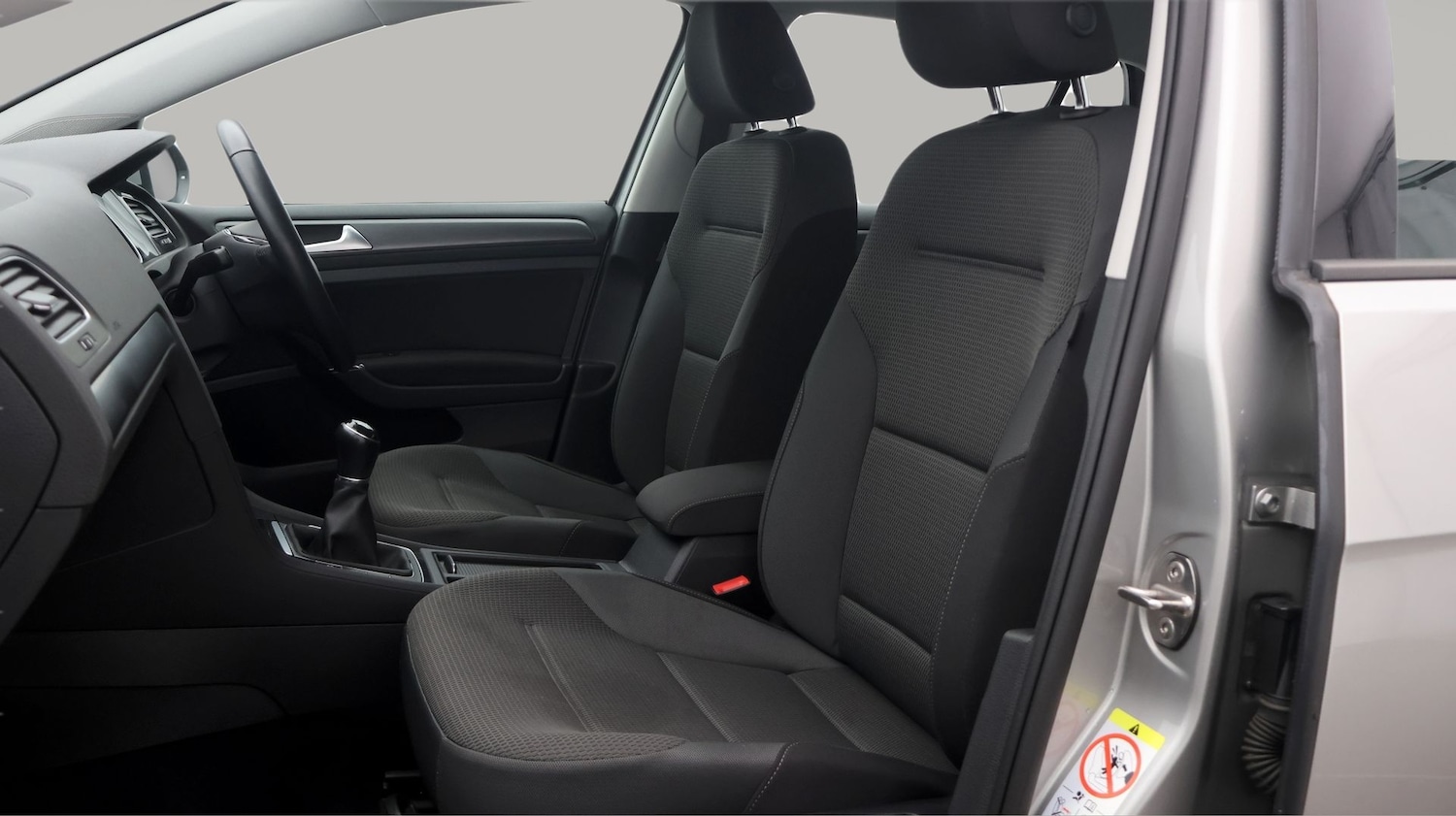 Used Volkswagen Golf 2018 for sale - 77688915: Photo 14