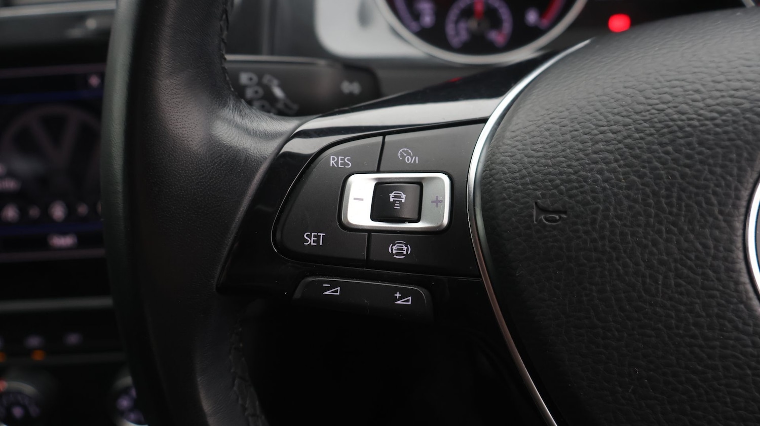 Used Volkswagen Golf 2018 for sale - 77688915: Photo 27