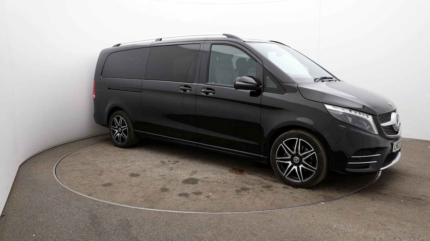 Used Mercedes-Benz V-Class 2023 for sale - 77071357: Photo 12