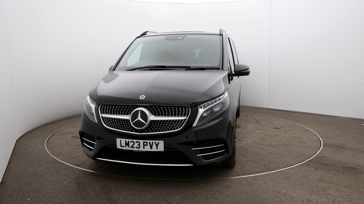 Used Mercedes-Benz V-Class 2023 for sale - 77071357: Photo 6