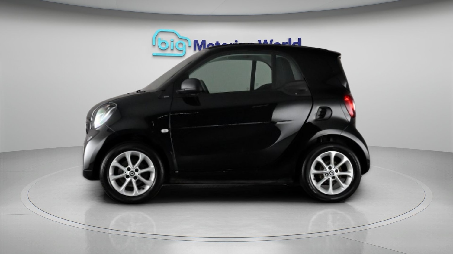 Used smart fortwo 2017 for sale - 77791502: Photo 4