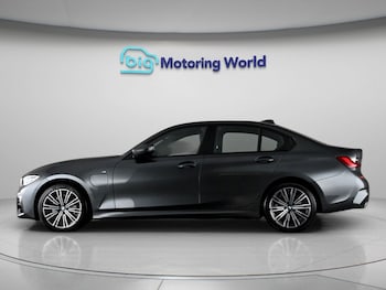 Used BMW 3 Series 2019 for sale - 79585907: Photo