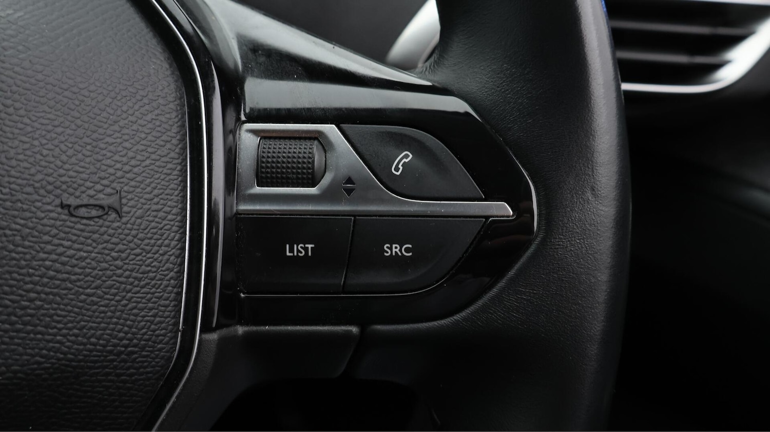 Used Peugeot 5008 2020 for sale - 76573796: Photo 26