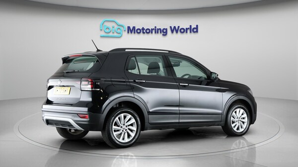 Used Volkswagen T-Cross 2022 for sale - 75646600: Photo 8