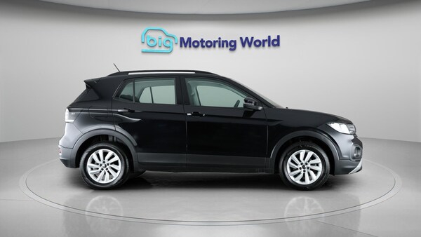Used Volkswagen T-Cross 2022 for sale - 75646600: Photo 9