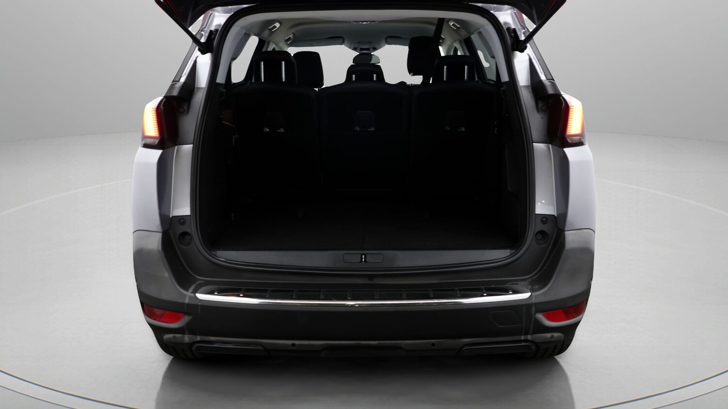 Used Peugeot 5008 2018 for sale - 77435016: Photo 17