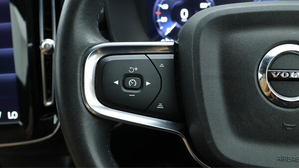 Used Volvo XC40 2020 for sale - 75707233: Photo 25