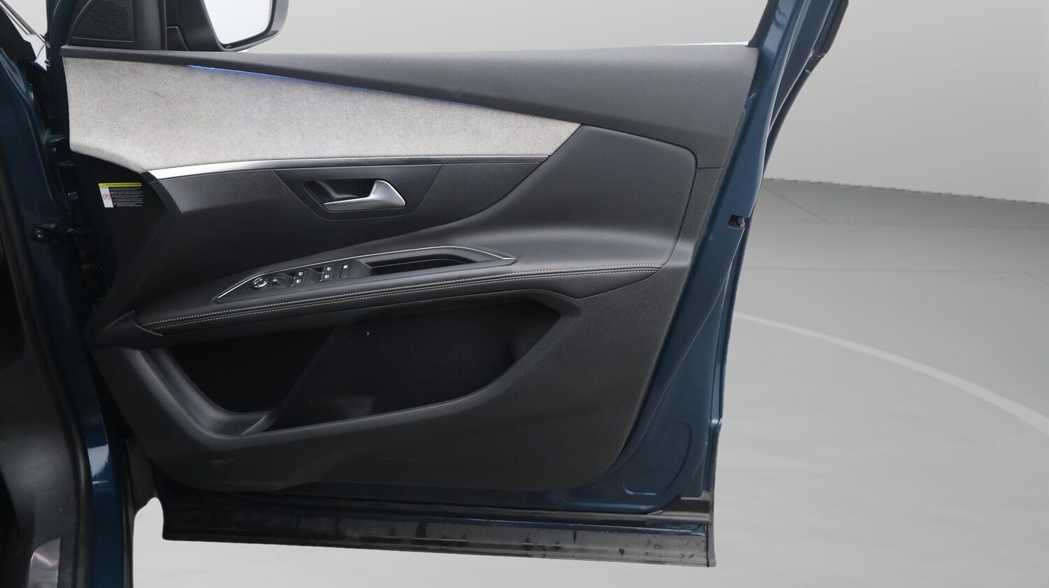 Used Peugeot 5008 2023 for sale - 76701995: Photo 15