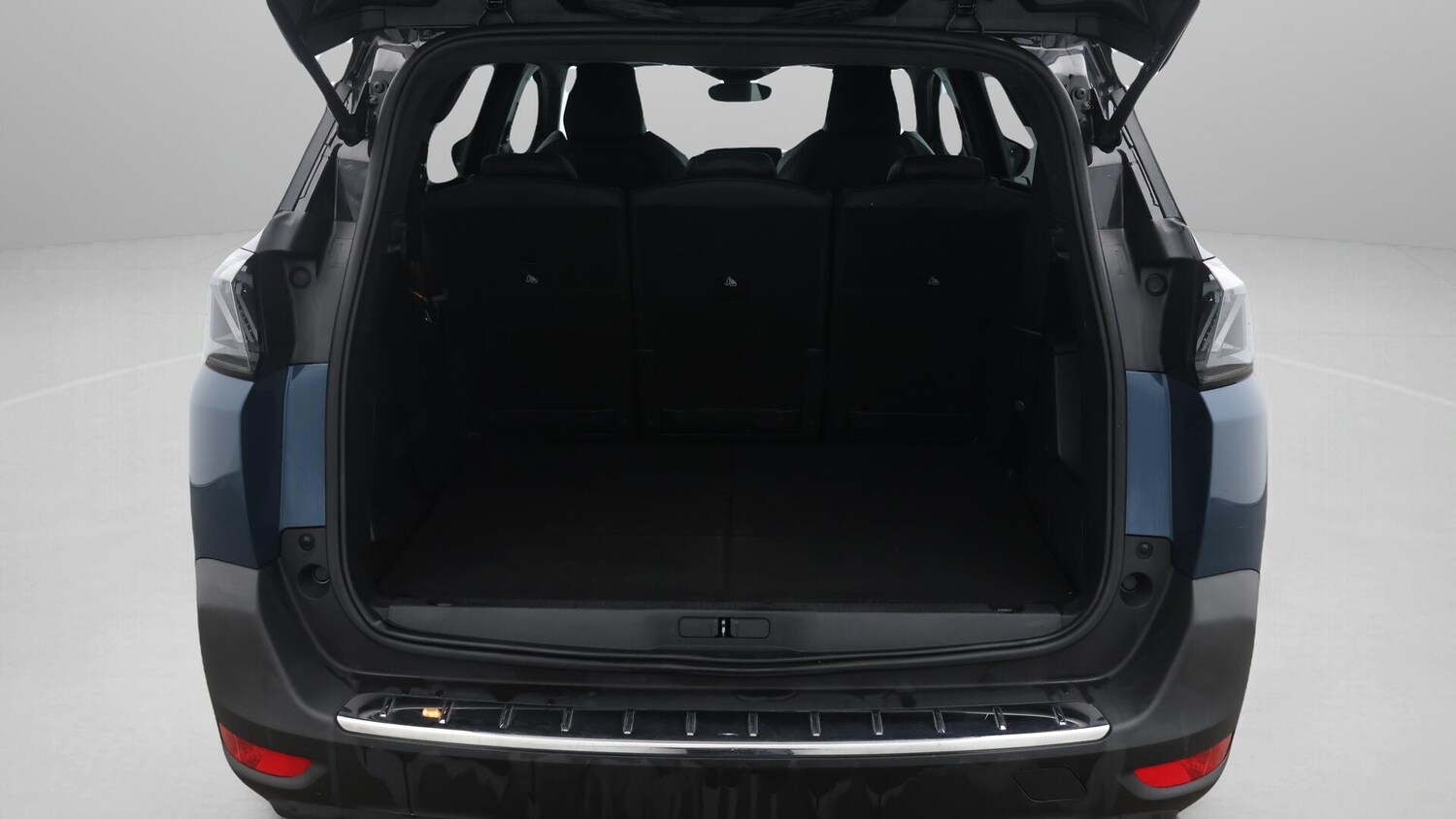 Used Peugeot 5008 2023 for sale - 76701995: Photo 17