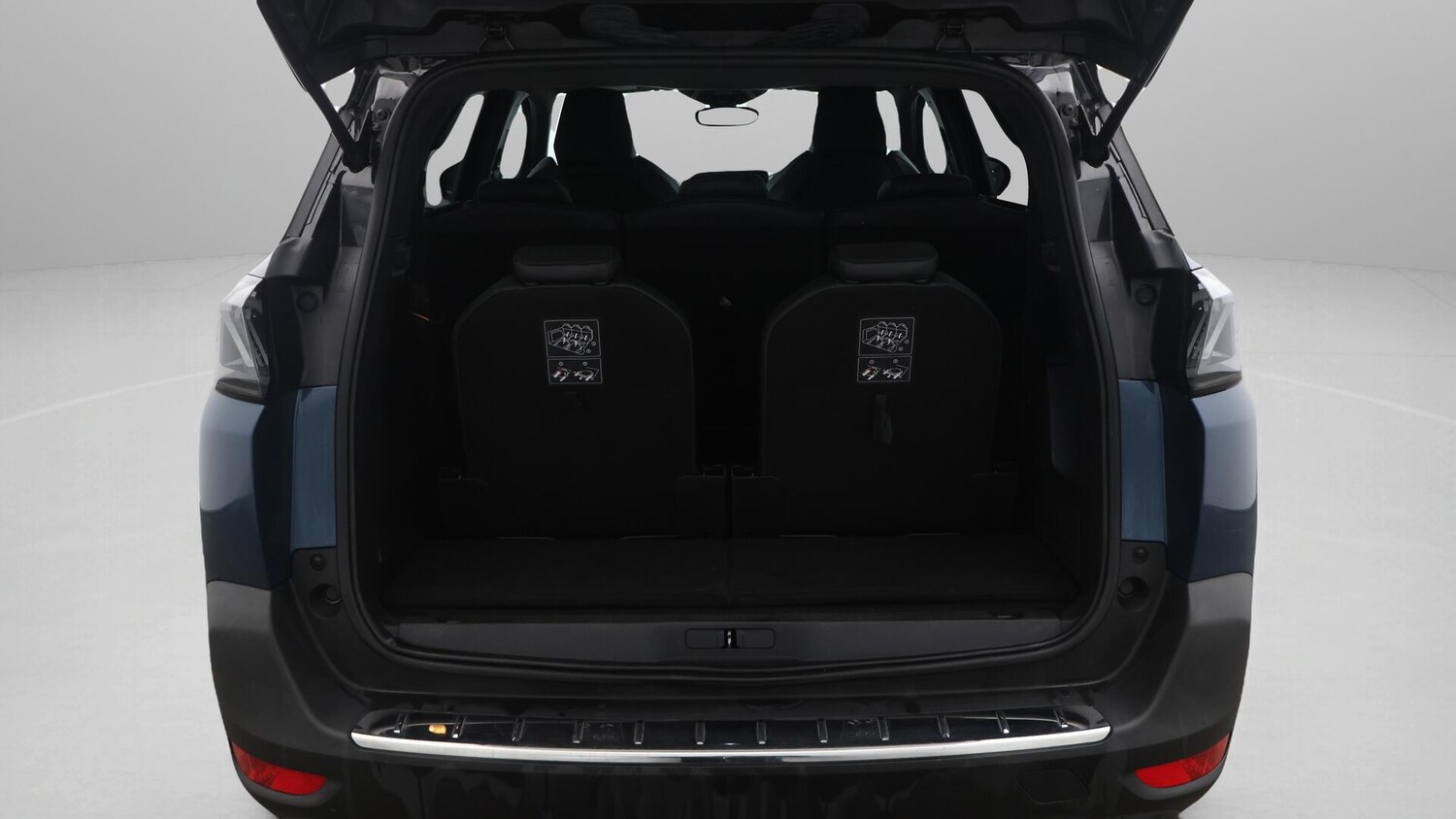 Used Peugeot 5008 2023 for sale - 76701995: Photo 21