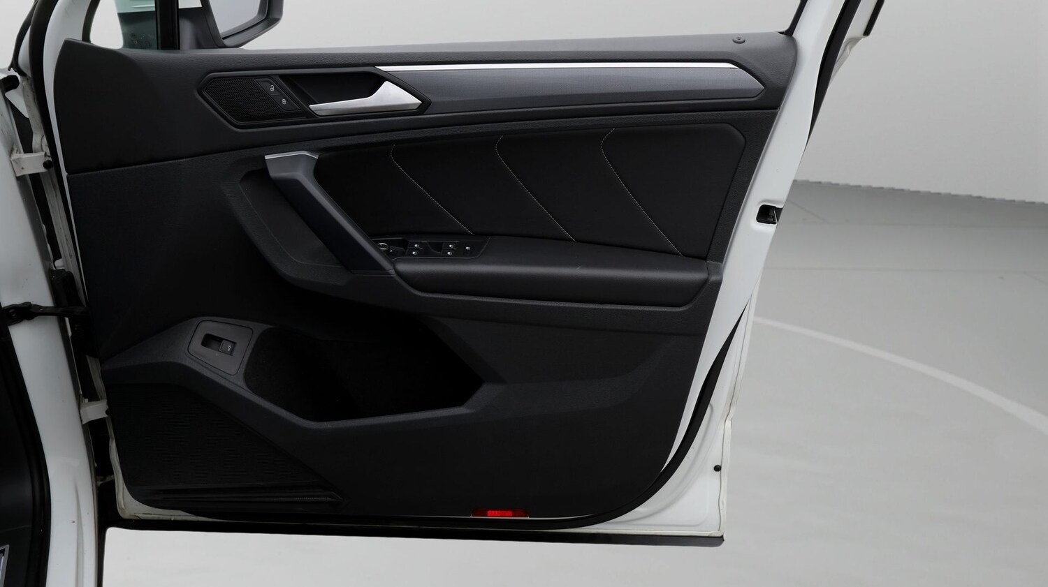 Used Volkswagen Tiguan 2019 for sale - 77461922: Photo 15