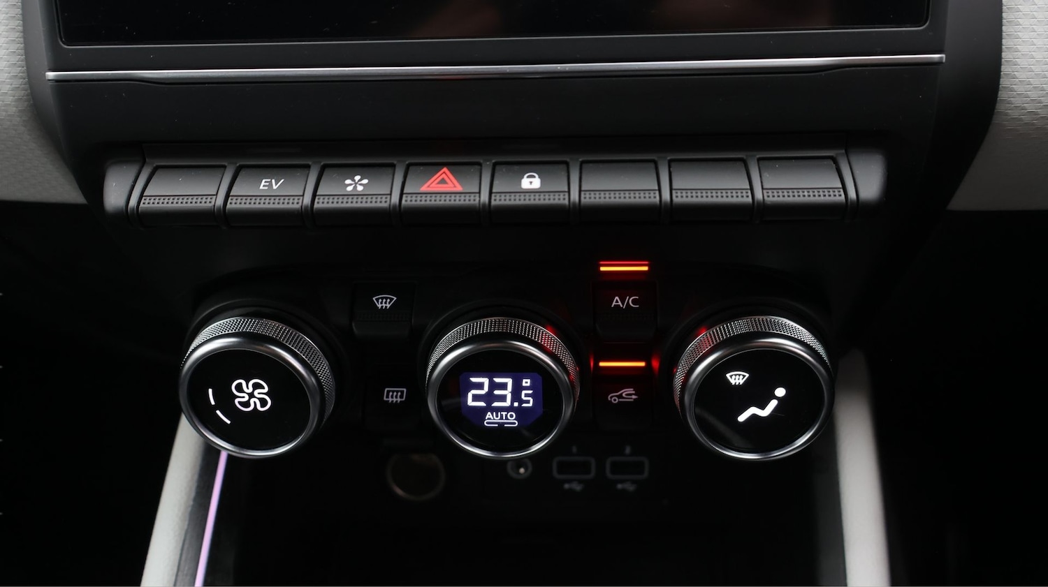 Used Renault Clio for sale - 77831571: Photo 12