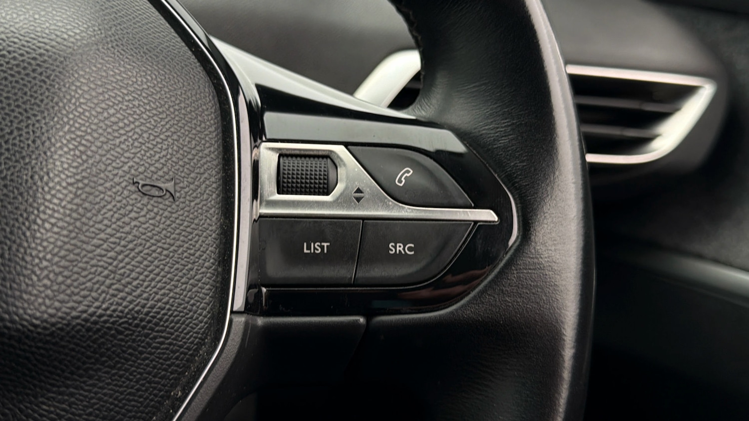 Used Peugeot 5008 2018 for sale - 78094846: Photo 24