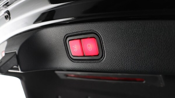 Used Mercedes-Benz E-Class 2021 for sale - 76227422: Photo 23