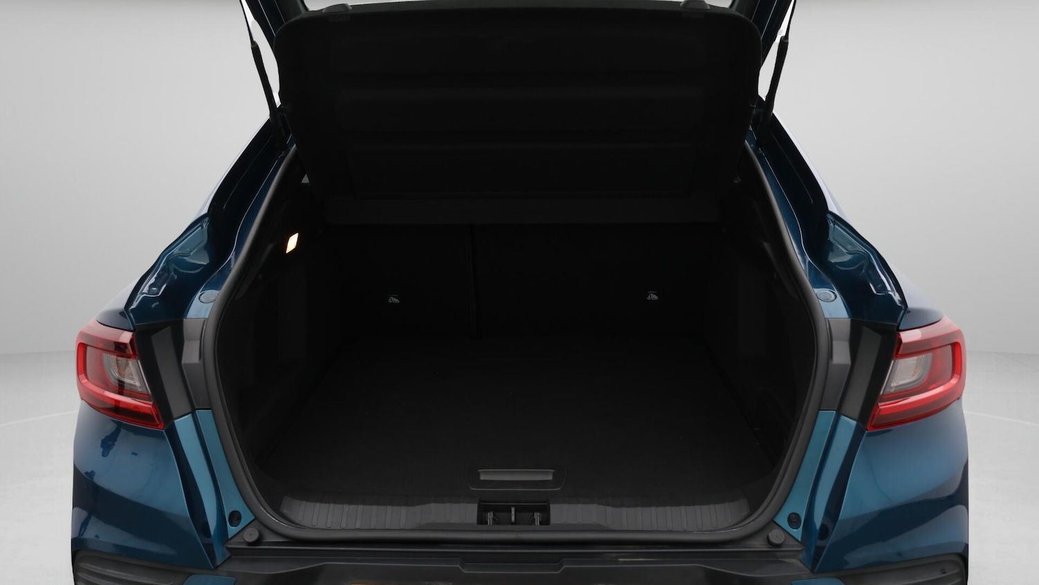 Used Renault Arkana 2022 for sale - 76644598: Photo 17