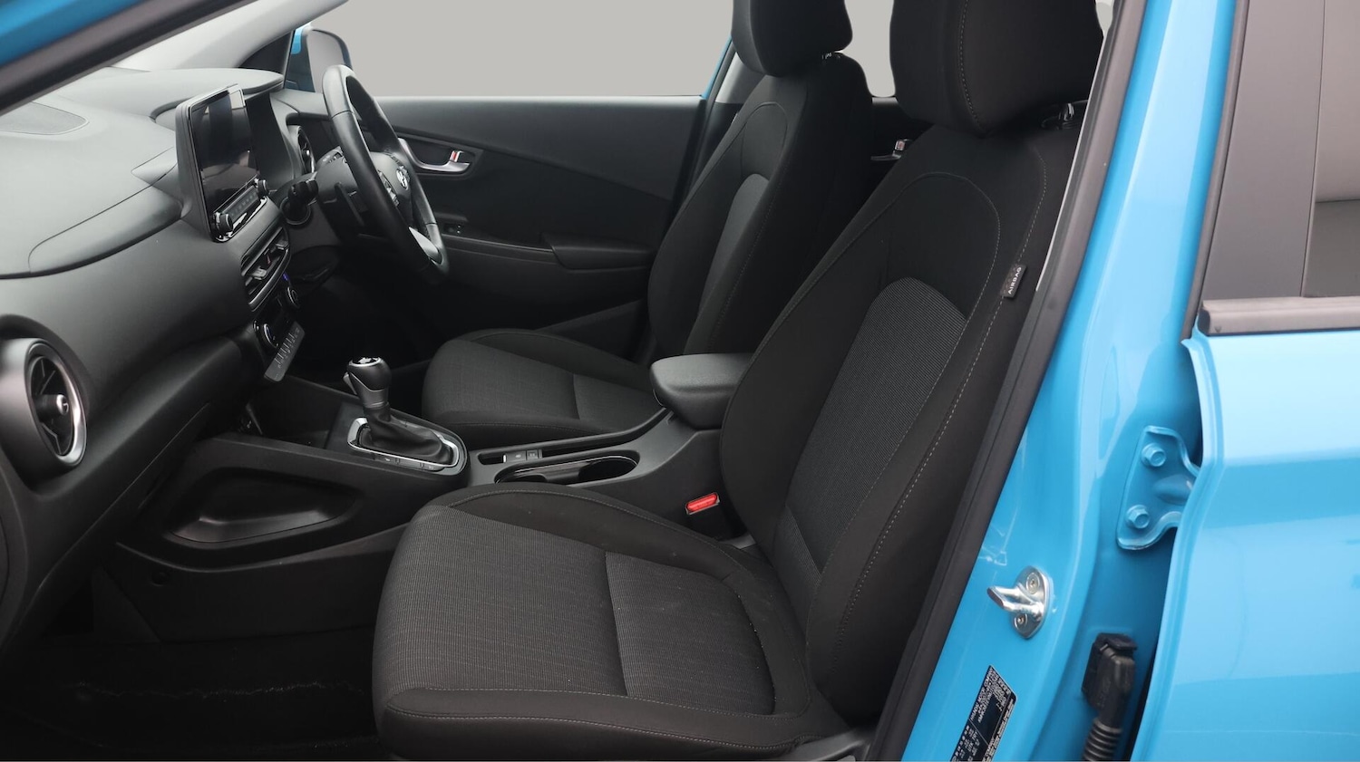 Used Hyundai KONA 2022 for sale - 76295228: Photo 15