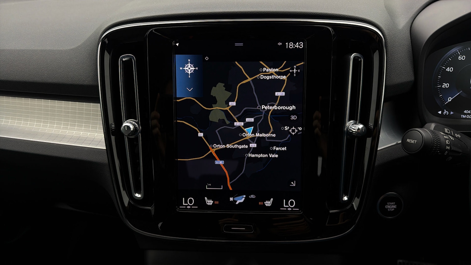 Used Volvo XC40 2023 for sale - 78040406: Photo 10